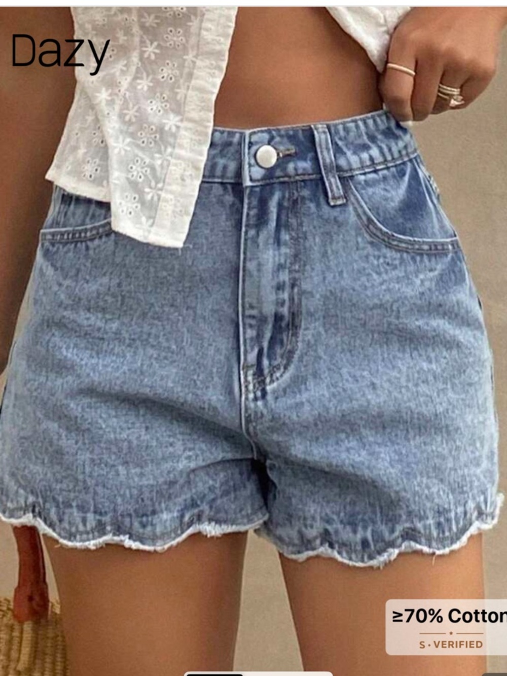 High-Waist Scalloped Hem Denim Shorts - Light Blue
